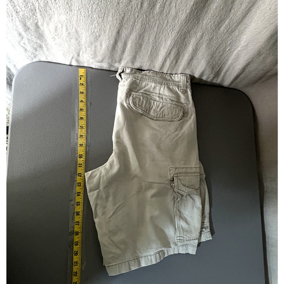 Vintage Old Navy Mens Cargo Shorts Size 34 Loose Fit Utility Y2K Baggy Preppy - Picture 9 of 10